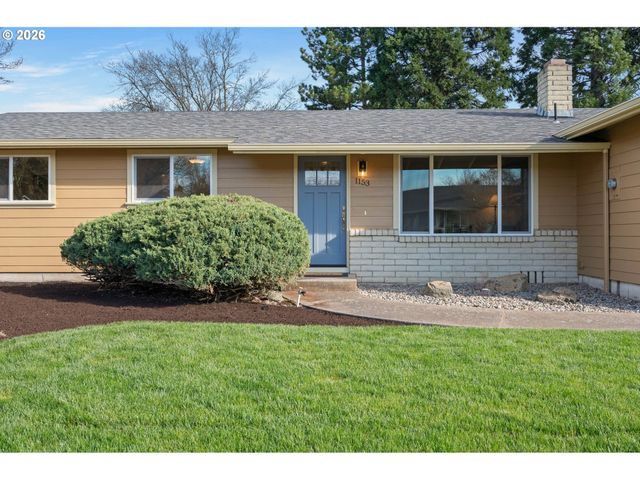 1153 Elizabeth St, Eugene, OR 97402