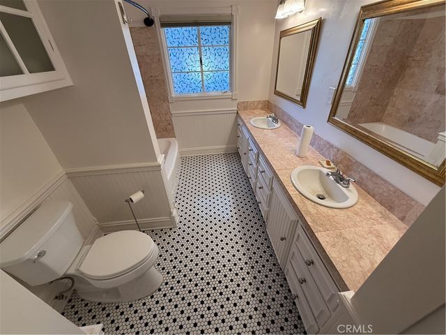 929 E Grand Boulevard, Corona, CA 92879