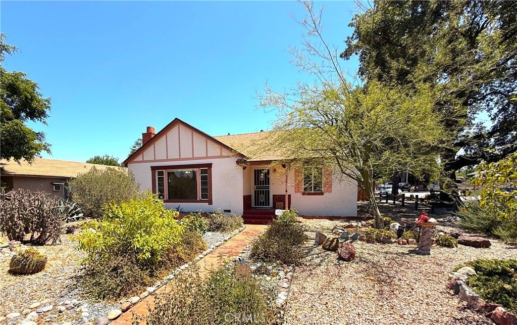 929 E Grand Boulevard, Corona, CA 92879