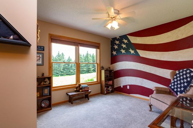 10610 Pinnacle Way, Woodbury, MN 55129