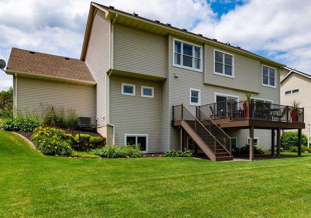 10610 Pinnacle Way, Woodbury, MN 55129