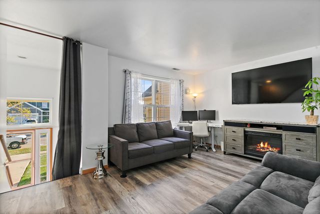 2573 Canyon Drive, Plainfield, IL 60586