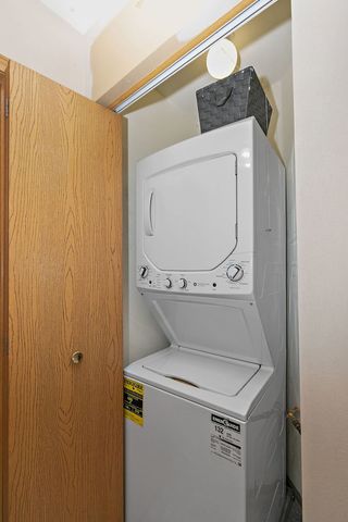 2573 Canyon Drive, Plainfield, IL 60586