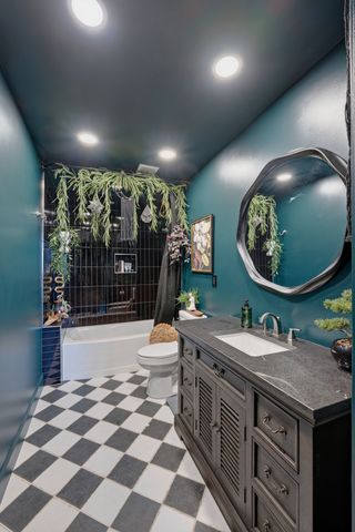 315 W 12th St, Columbia, TN 38401