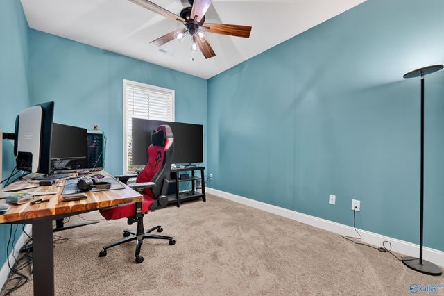 128 Elledge Farm Drive, Hazel Green, AL 35750