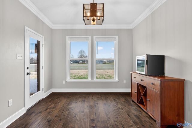 128 Elledge Farm Drive, Hazel Green, AL 35750