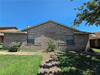 5211 & 5213 Canyon Creek Drive, Temple, TX 76502