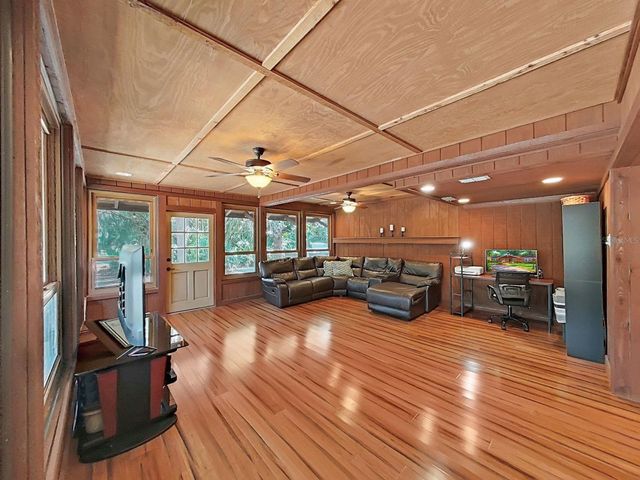 18835 TRACER DRIVE, Lutz, FL 33549