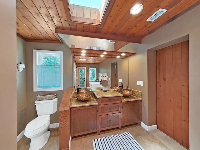 18835 TRACER DRIVE, Lutz, FL 33549