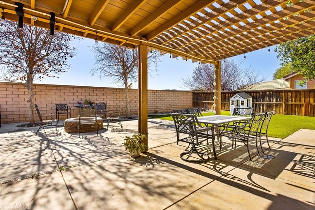 26337 Sosa Court, Menifee, CA 92585