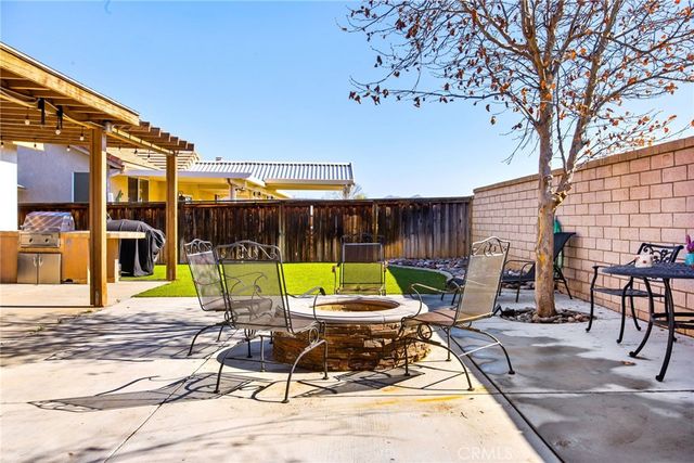 26337 Sosa Court, Menifee, CA 92585