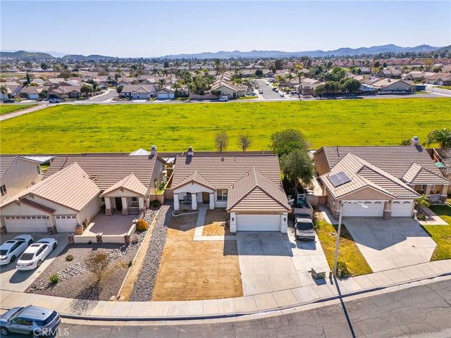 26337 Sosa Court, Menifee, CA 92585