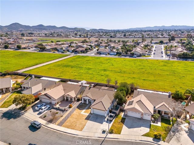 26337 Sosa Court, Menifee, CA 92585