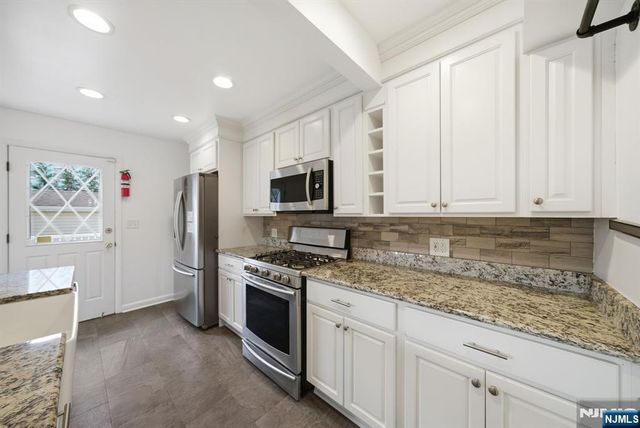 61 Rose Street, Cresskill, NJ 07626