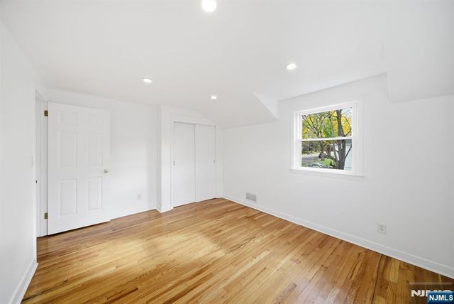 61 Rose Street, Cresskill, NJ 07626