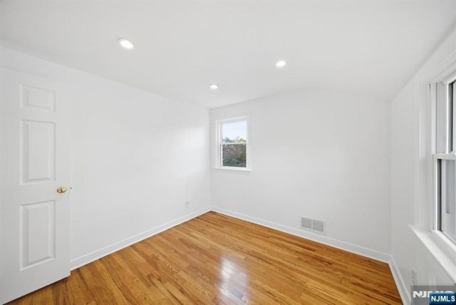 61 Rose Street, Cresskill, NJ 07626