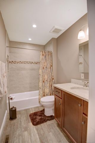 2 Spruce Place, Bohemia, NY 11716