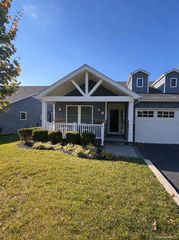 2 Spruce Place, Bohemia, NY 11716