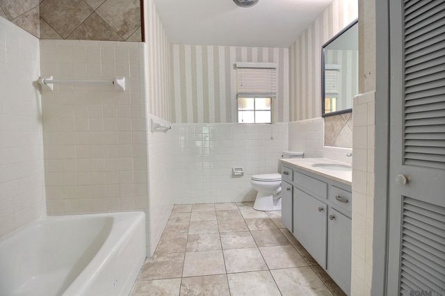 1141 Aurora Pl, Baton Rouge, LA 70806