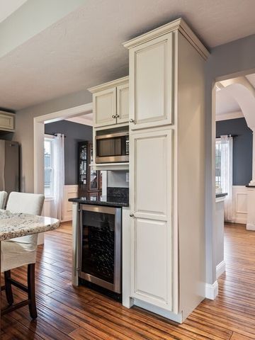 32 Jennings Rd, Charlton, MA 01507