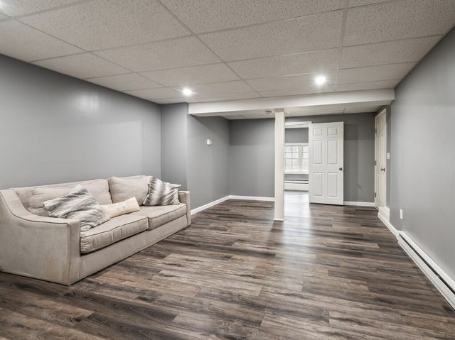 32 Jennings Rd, Charlton, MA 01507