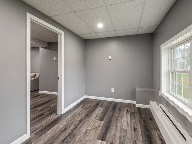 32 Jennings Rd, Charlton, MA 01507