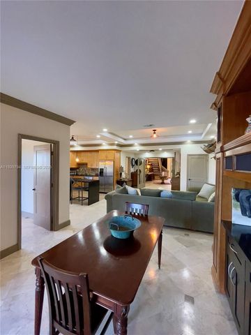 6100 Paradise Point Drive, Palmetto Bay, FL 33157