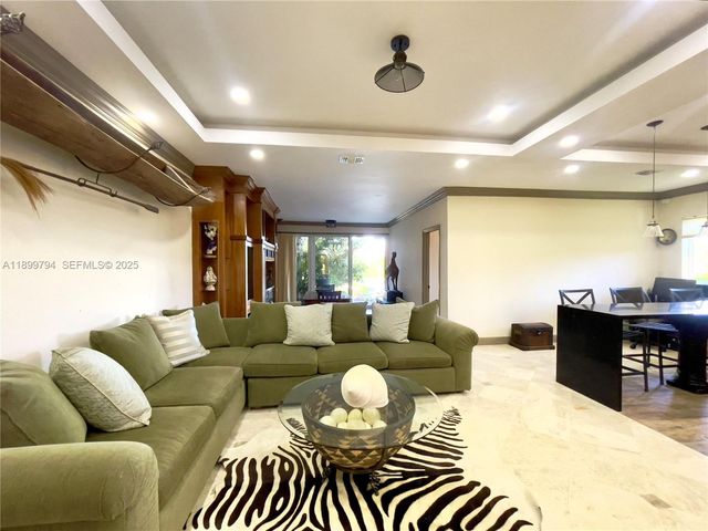 6100 Paradise Point Drive, Palmetto Bay, FL 33157