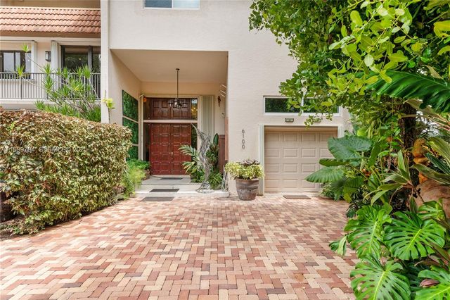 6100 Paradise Point Drive, Palmetto Bay, FL 33157