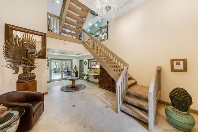 6100 Paradise Point Drive, Palmetto Bay, FL 33157