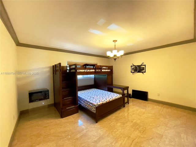 6100 Paradise Point Drive, Palmetto Bay, FL 33157