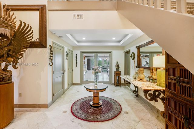 6100 Paradise Point Drive, Palmetto Bay, FL 33157