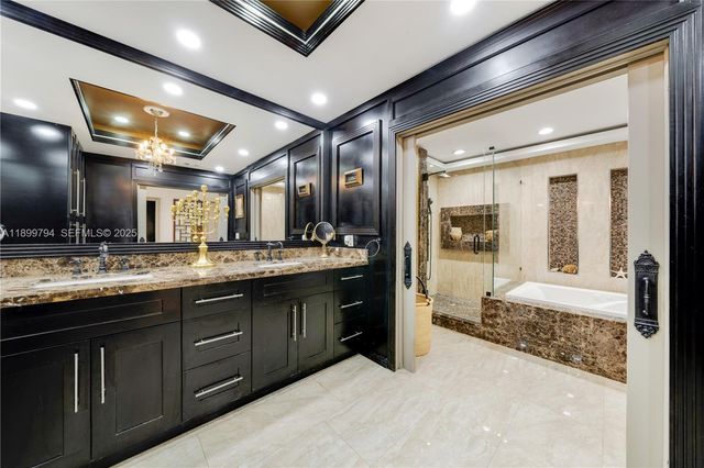 6100 Paradise Point Drive, Palmetto Bay, FL 33157