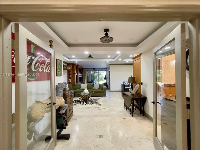 6100 Paradise Point Drive, Palmetto Bay, FL 33157