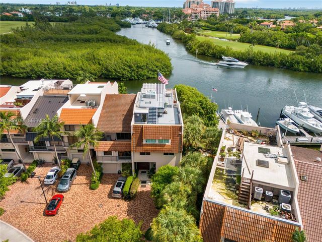 6100 Paradise Point Drive, Palmetto Bay, FL 33157