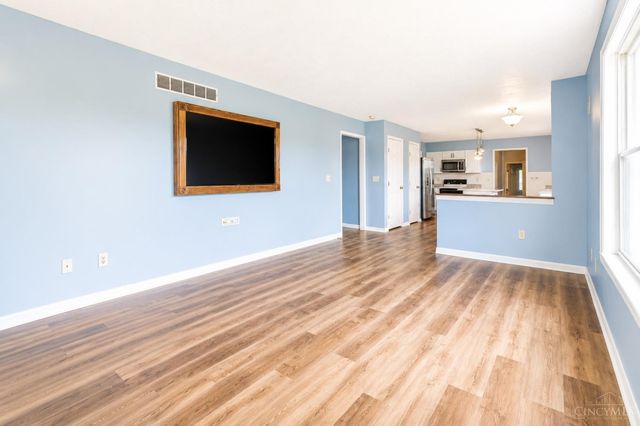 5664 Oakview Terrace, Liberty Twp, OH 45011