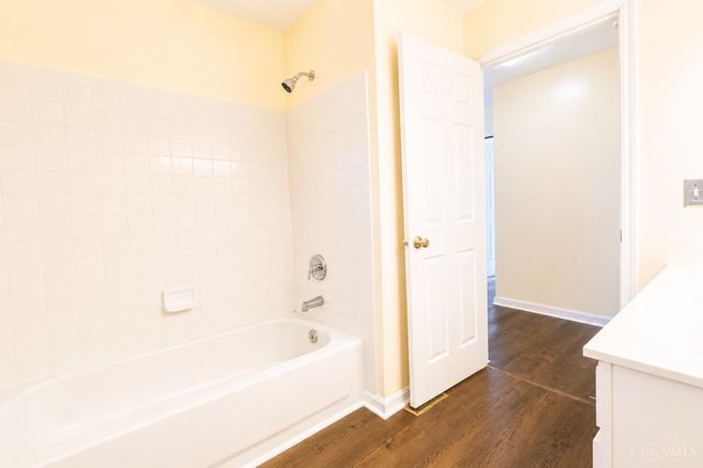 5664 Oakview Terrace, Liberty Twp, OH 45011