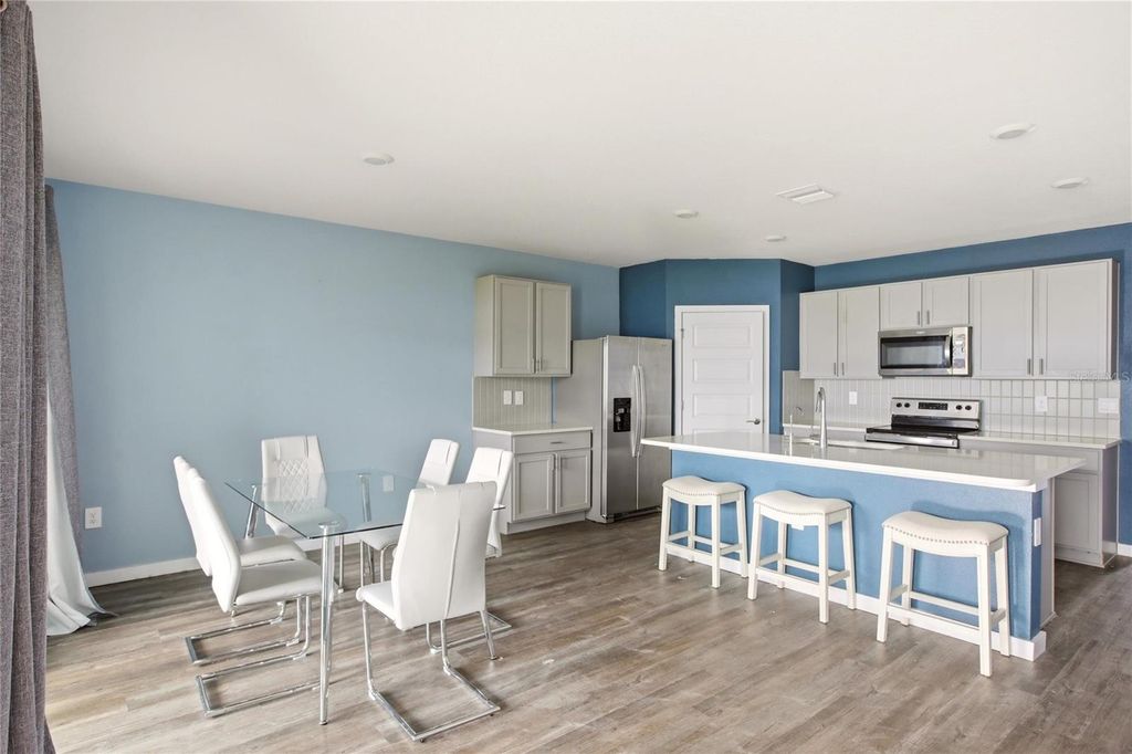 Image 7 of property listing at 3659 HATCHERY WAY, Bradenton, FL 34211