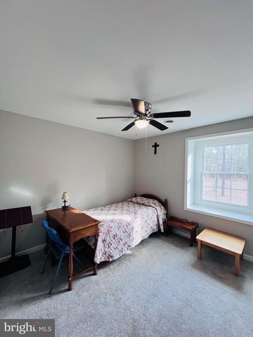 436 THOMPSON CIR, Colonial Beach, VA 22443