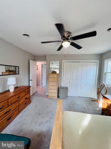 436 THOMPSON CIR, Colonial Beach, VA 22443