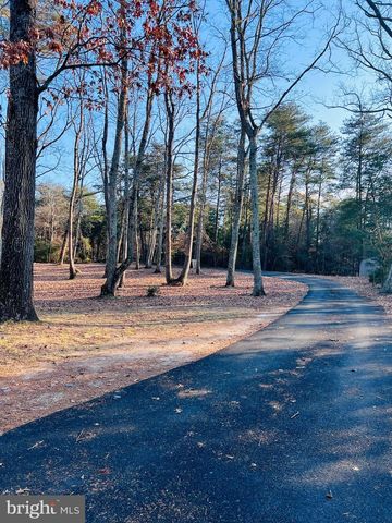 436 THOMPSON CIR, Colonial Beach, VA 22443