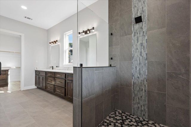 103 Arborvita PL, Bastrop, TX 78602
