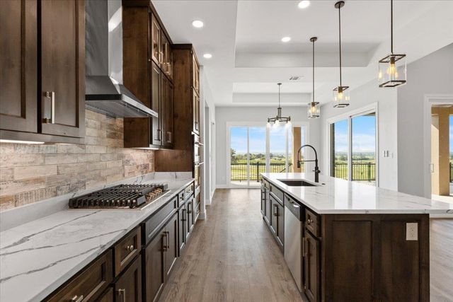 103 Arborvita PL, Bastrop, TX 78602