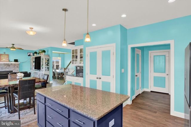 105 S SOUTH MOUNTAIN DRIVE, Carlisle, PA 17013