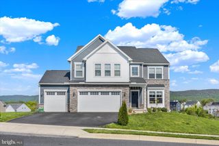 105 S SOUTH MOUNTAIN DRIVE, Carlisle, PA 17013