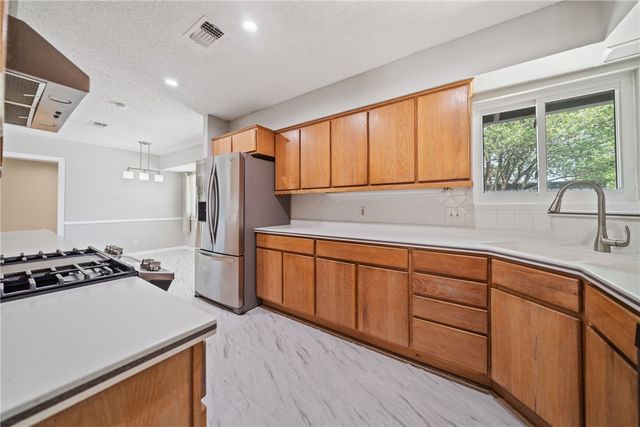 6906 Aswan Dr, Corpus Christi, TX 78412