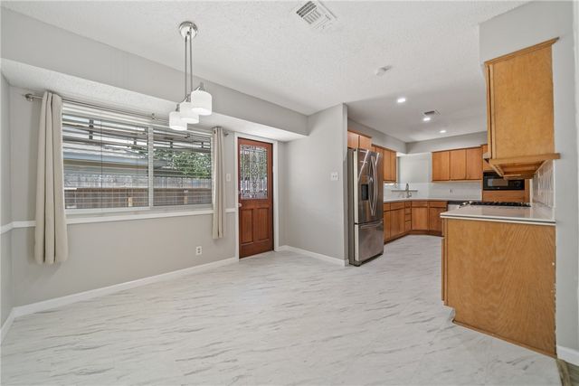 6906 Aswan Dr, Corpus Christi, TX 78412
