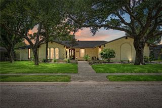 6906 Aswan Dr, Corpus Christi, TX 78412