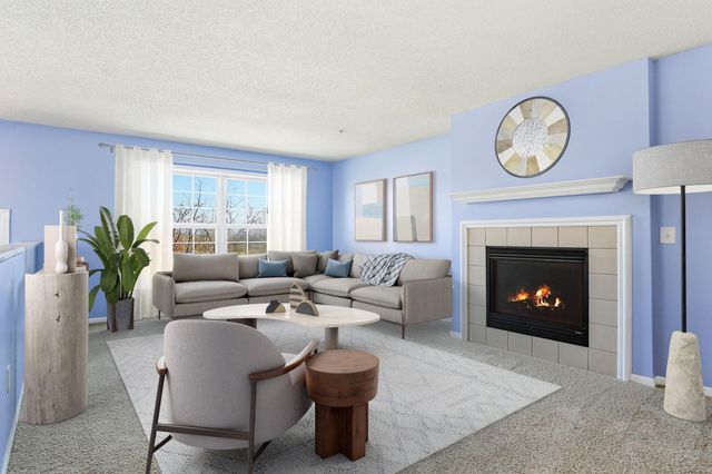 891 Ledgestone Drive, Mahtomedi, MN 55115