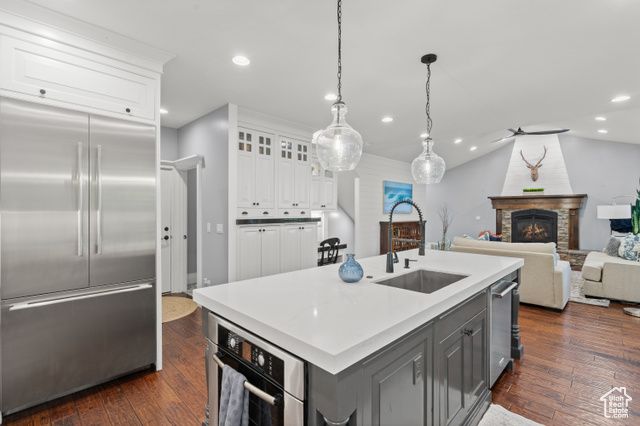 5982 N ROLLINS RANCH RD, Mountain Green, UT 84050